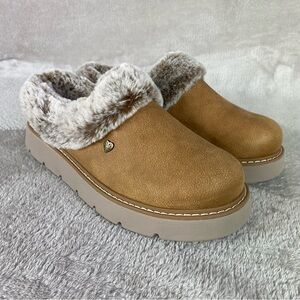 BOBS from Skechers Shoes Womens Size 9.5 Faux Fur Lined Memory Foam Clog Mule